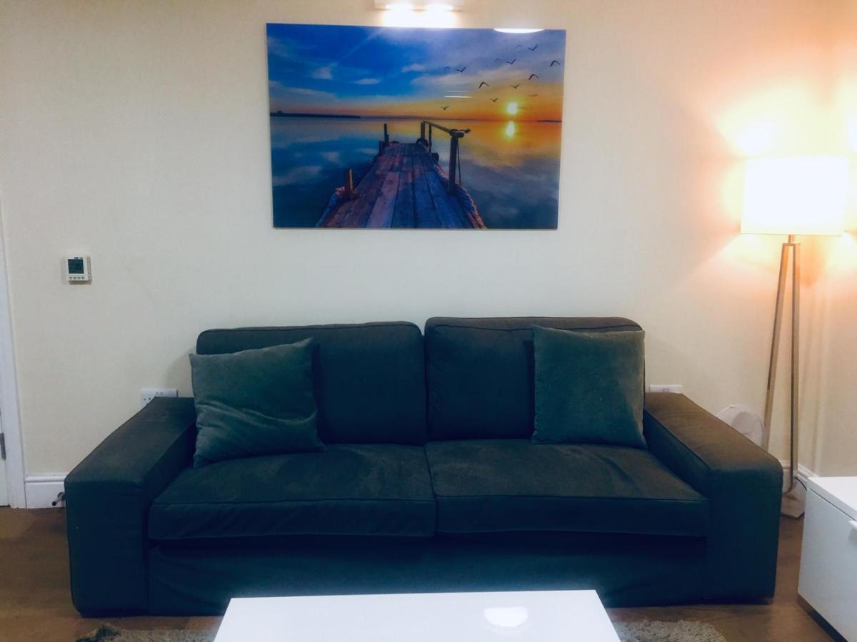Westminster House Apartment Slough Ngoại thất bức ảnh